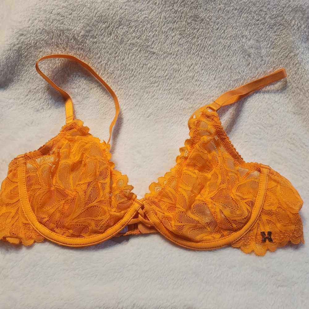 Savage X Fenty Floral Lace Bra in Bright Orange